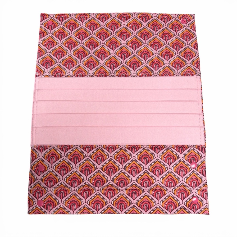 Hand Crafted Fabric Playing Card Holder 5 Pockets with Snap Closure 10.5” Pink - Picture 7 of 9